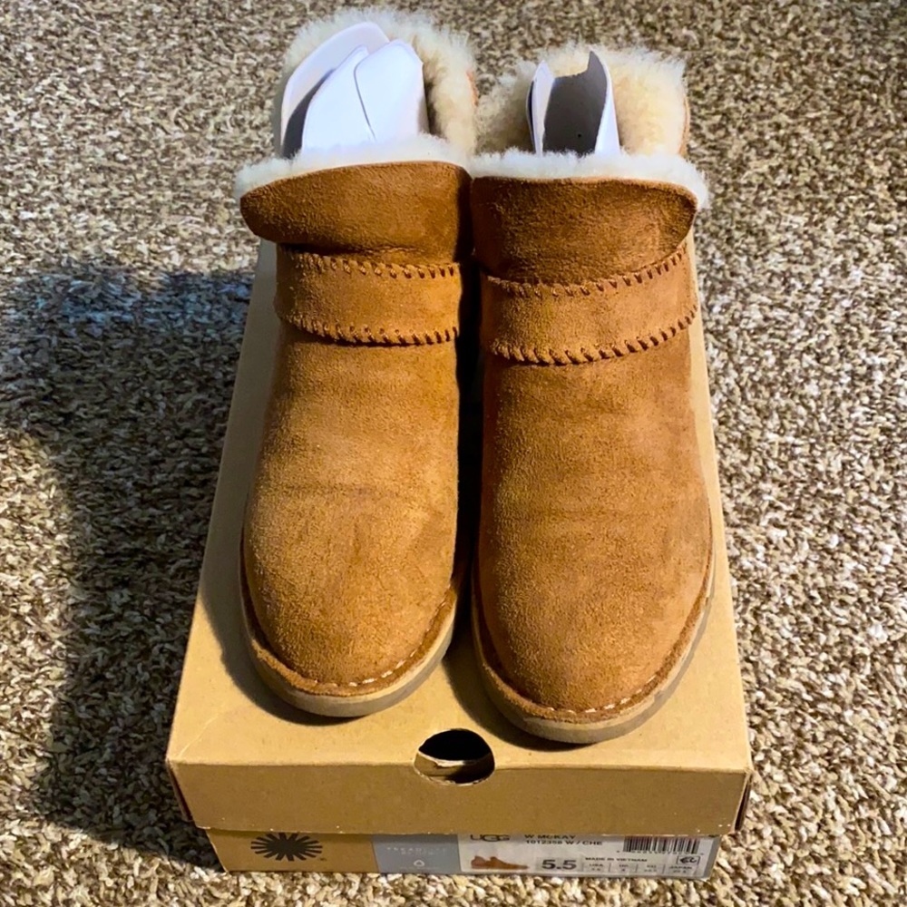 UGG MCKAY BOOTIES